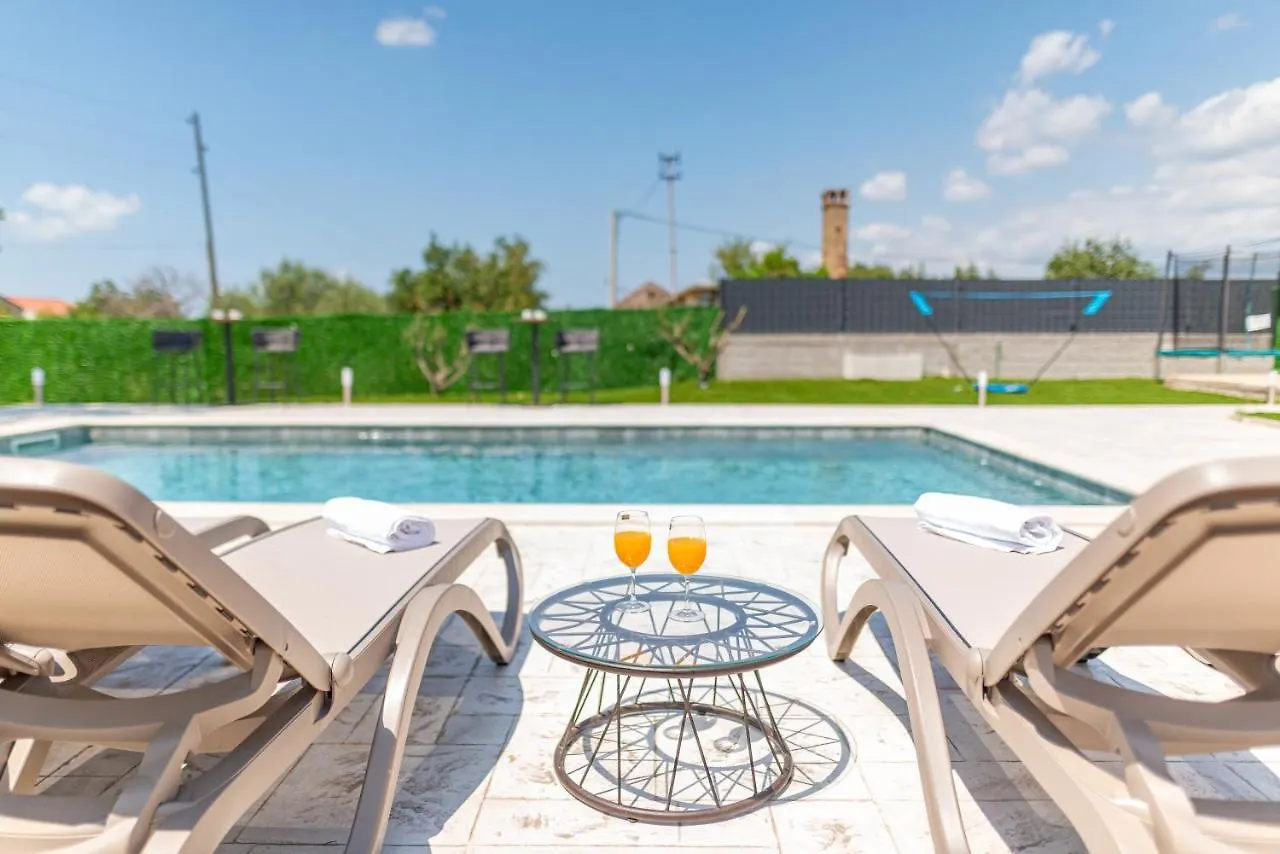 Villa New Life Zadar Sukosan 0*,  Croatia